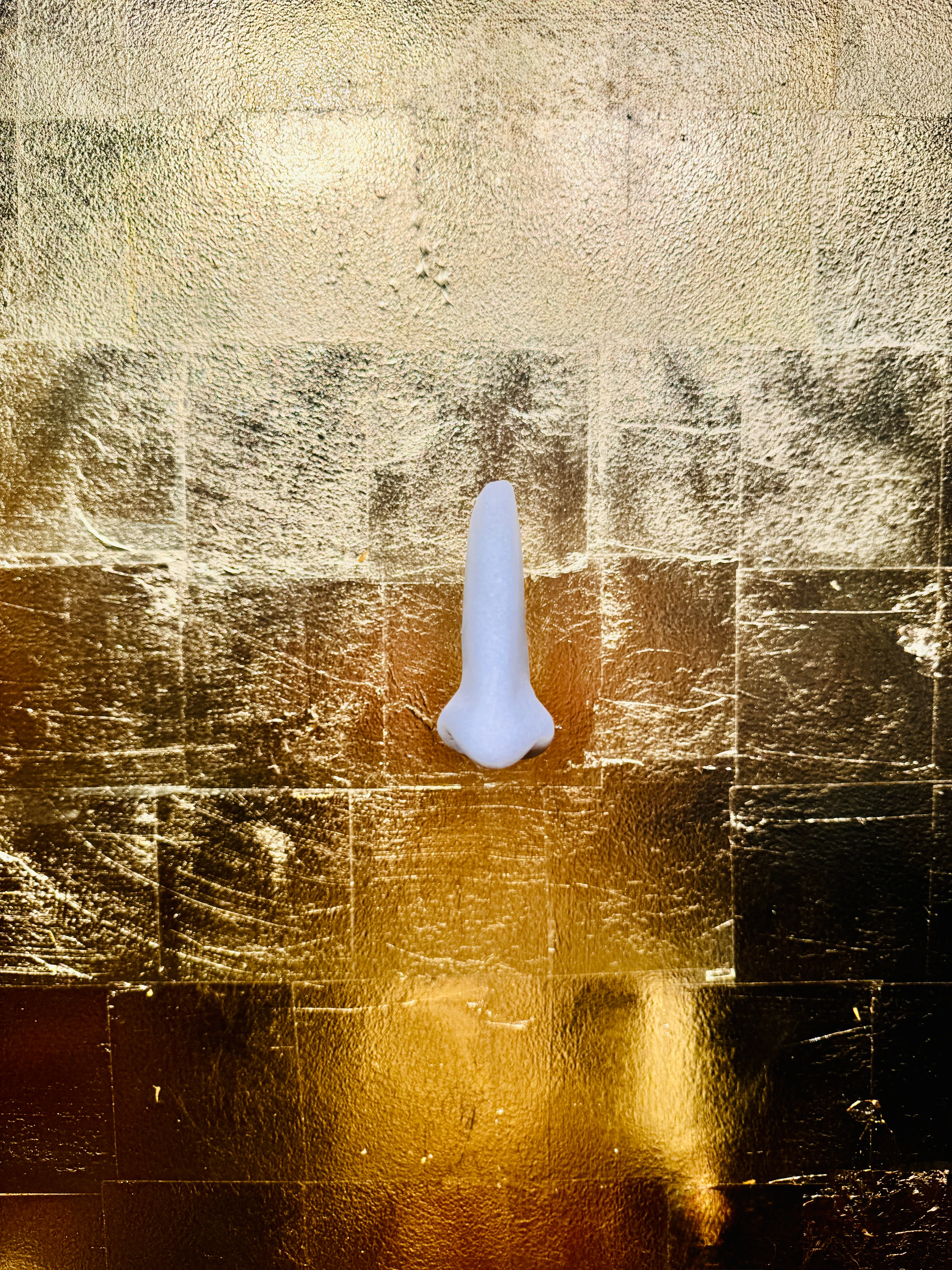 About 2 Inches Long — Installation View — Institut Du Monde Arabe Paris