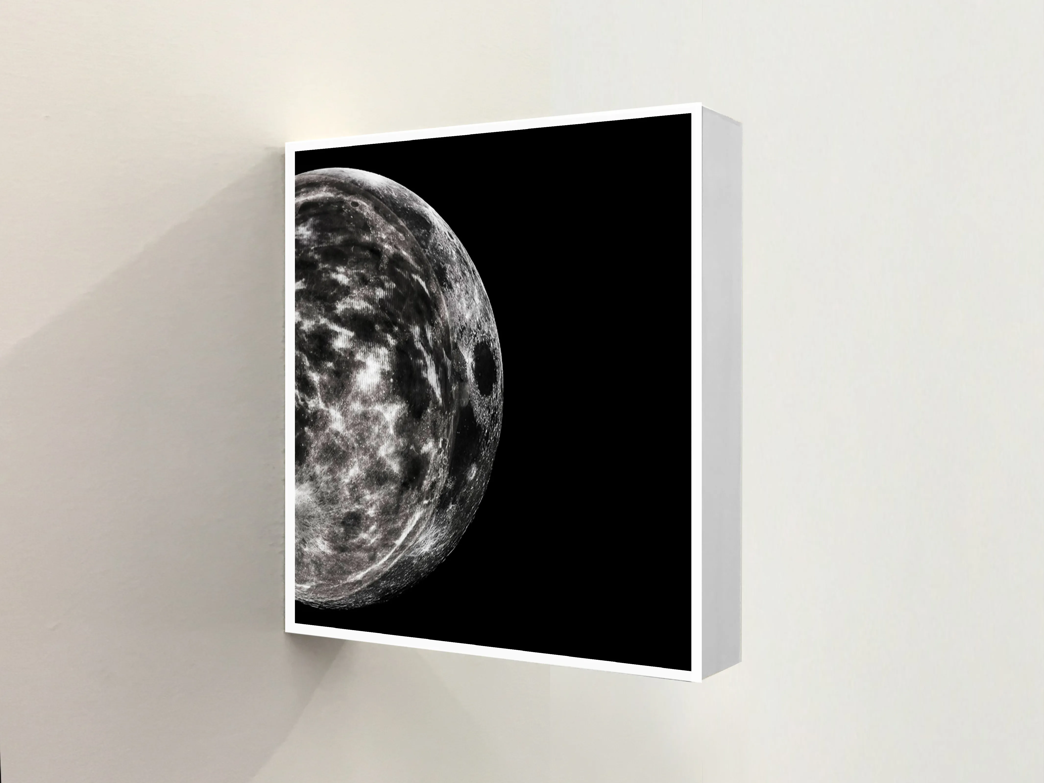 Femmes Des Annees Eclipse — Artwork 05