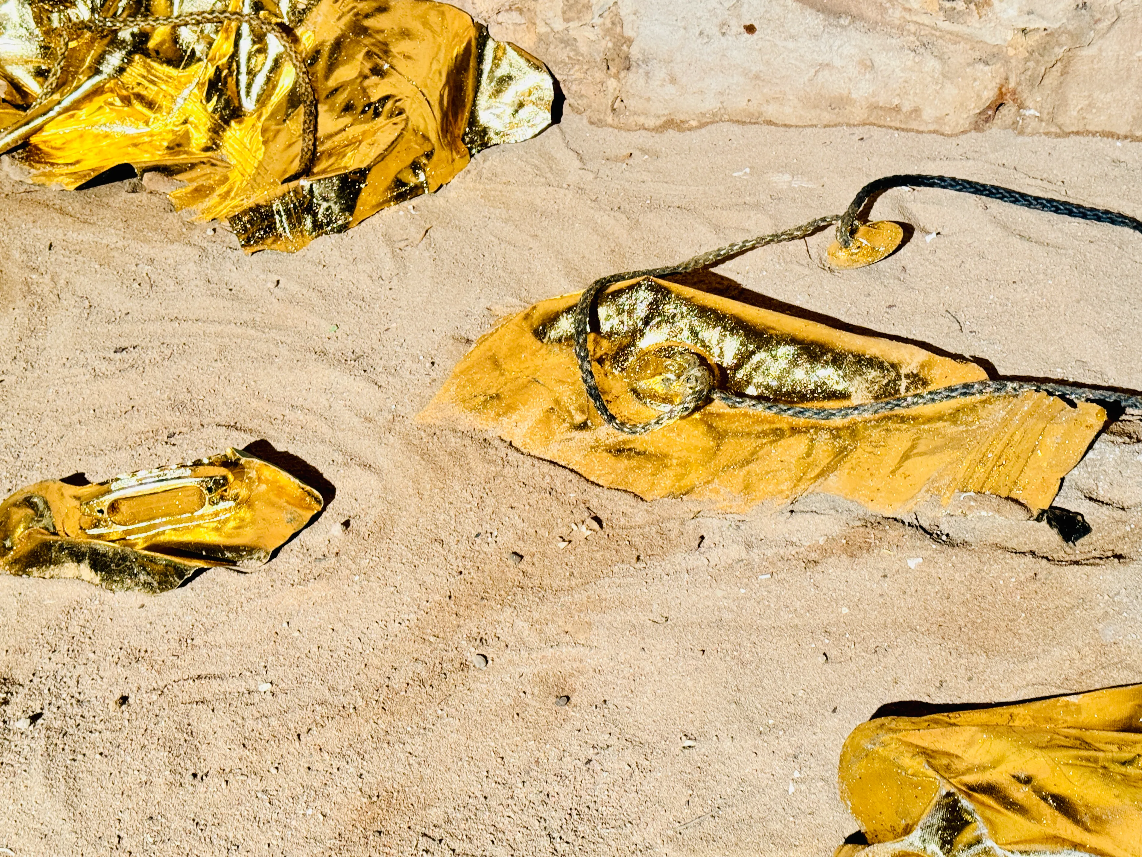 Tout Ce Qui Brille — Installation View — Biennale De Renave Bonifacio France
