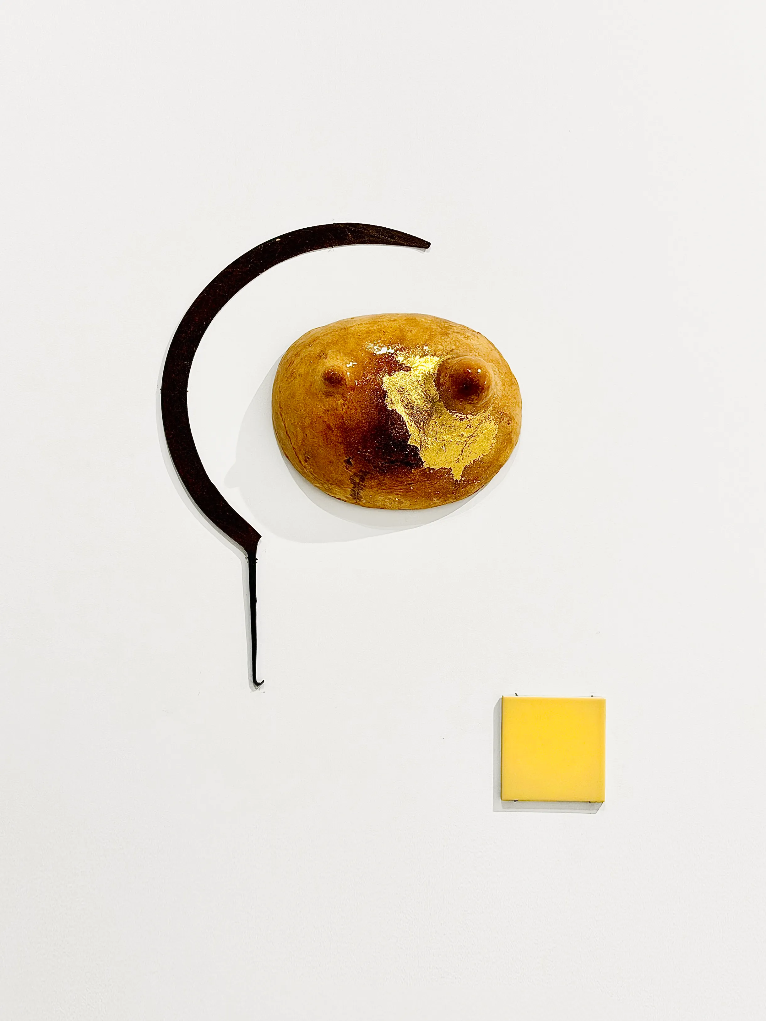 Life After Death — Bread Mask 02 — Casa Donna Di A Serra