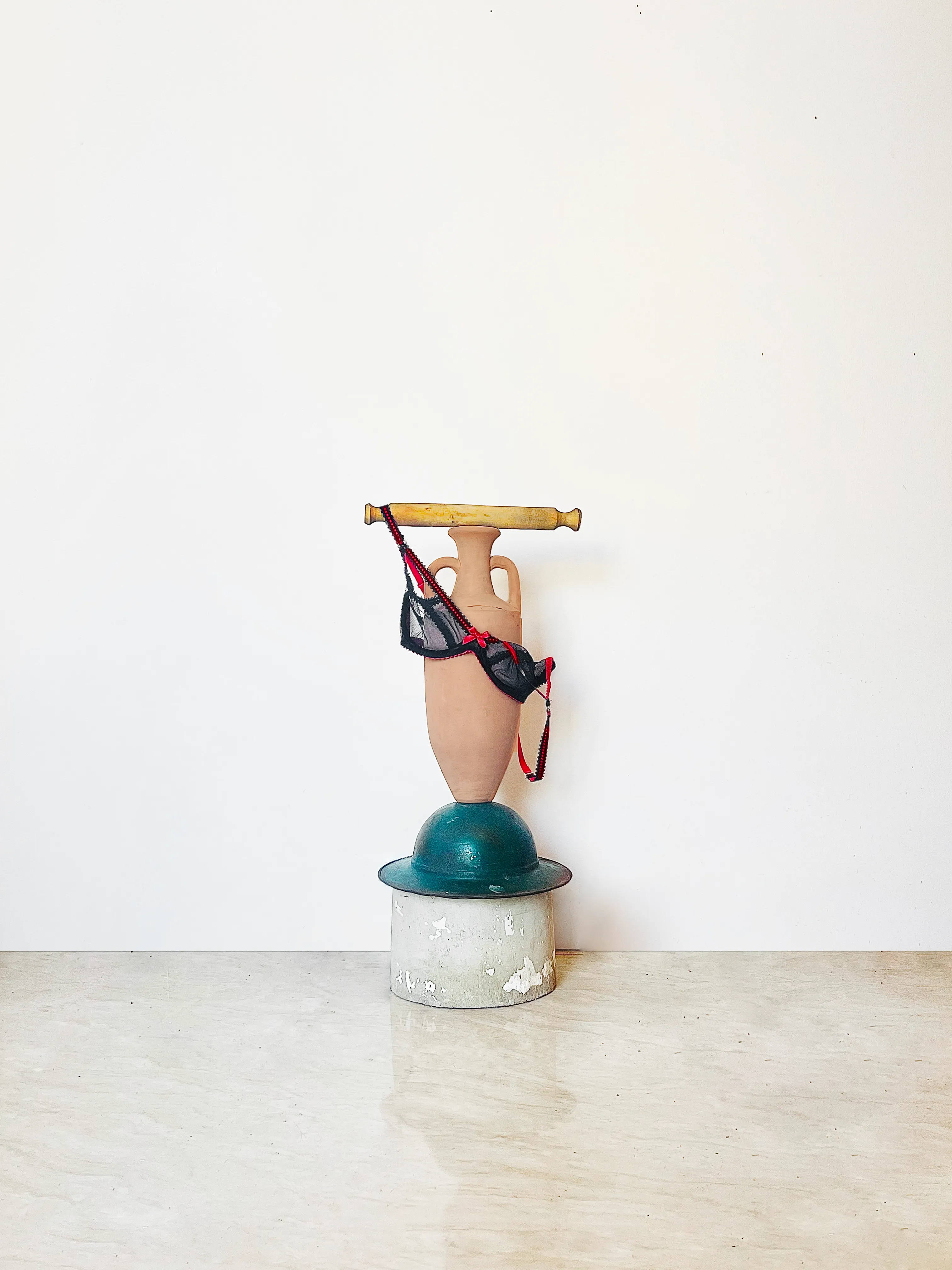 Femmes Des Annees 80 — Marianne